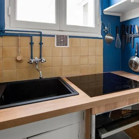 Elegant Et Moderne Apartment Paris